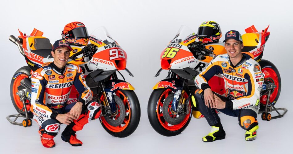 45669 marc marquez and joan mir 2023 repsol honda team 4 0.gallery full top fullscreen